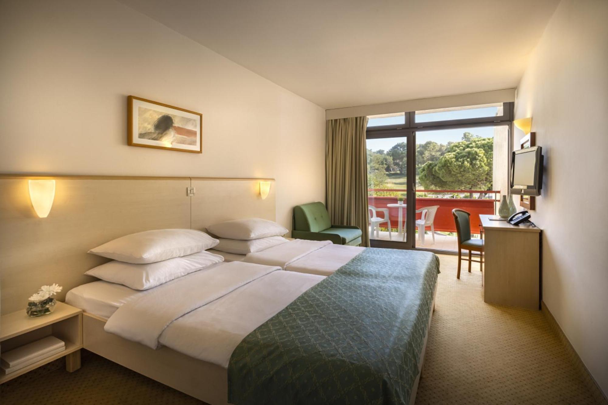 Room 21